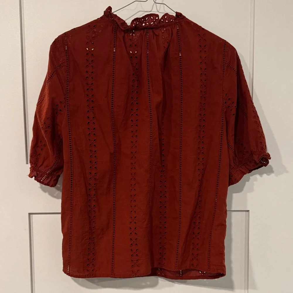 Universal Thread Rust Eyelet Top - Picture 5 of 6